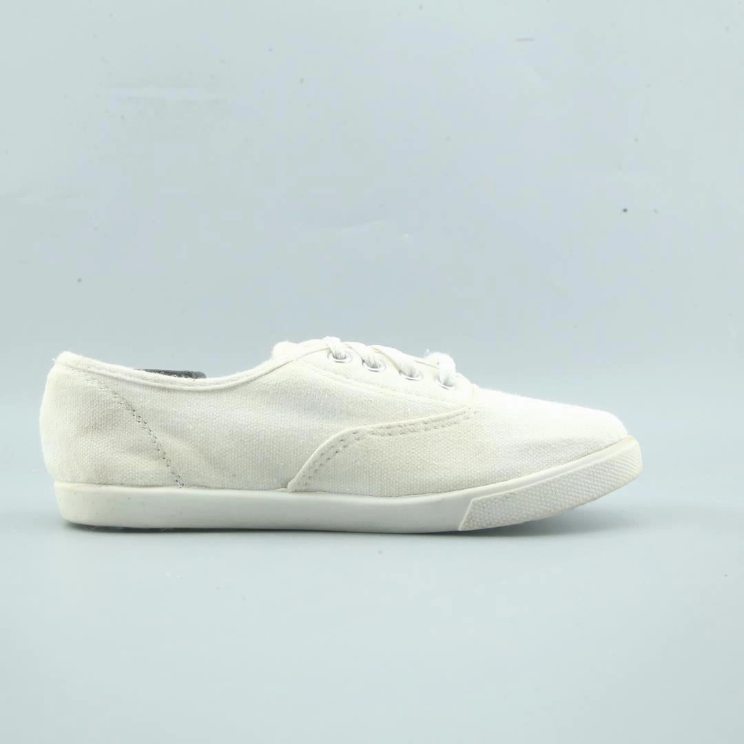 AMERICAN BRAND . simple casual shoe pictures