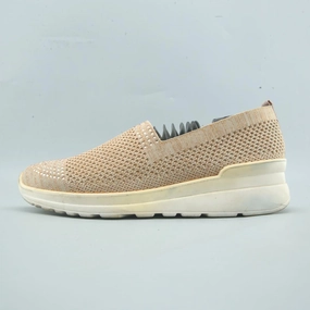 AMERICAN BRAND . American versatile shoes