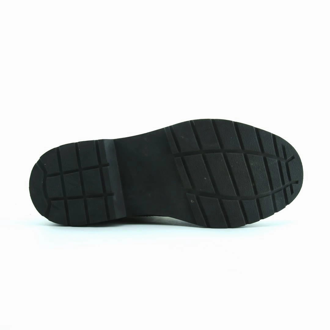 AMERICAN BRAND . simple casual shoe pictures