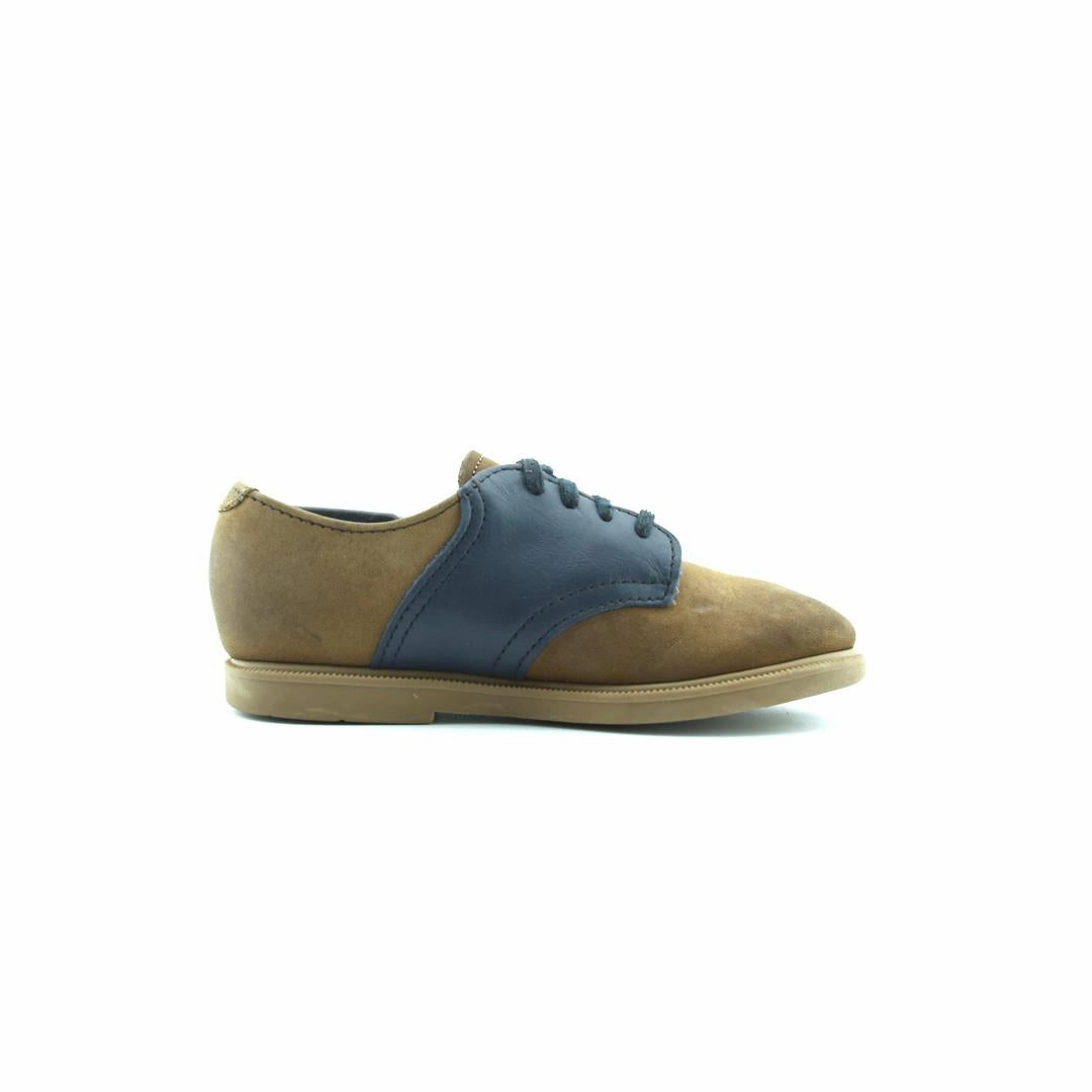 AMERICAN BRAND . simple casual shoe pictures