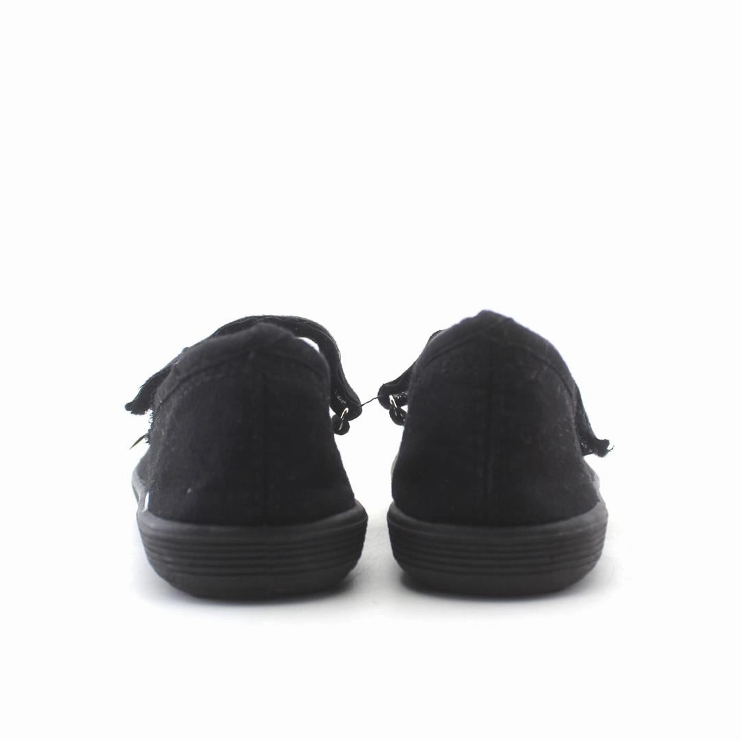 AMERICAN BRAND . simple casual shoe pictures