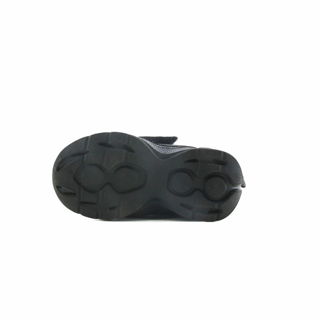 AMERICAN BRAND . simple casual shoe pictures
