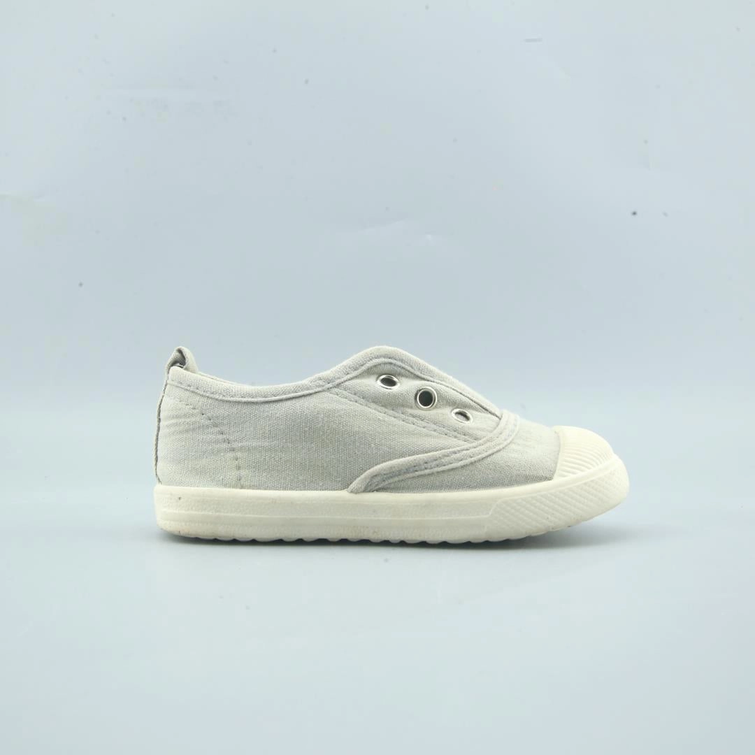 AMERICAN BRAND . simple casual shoe pictures