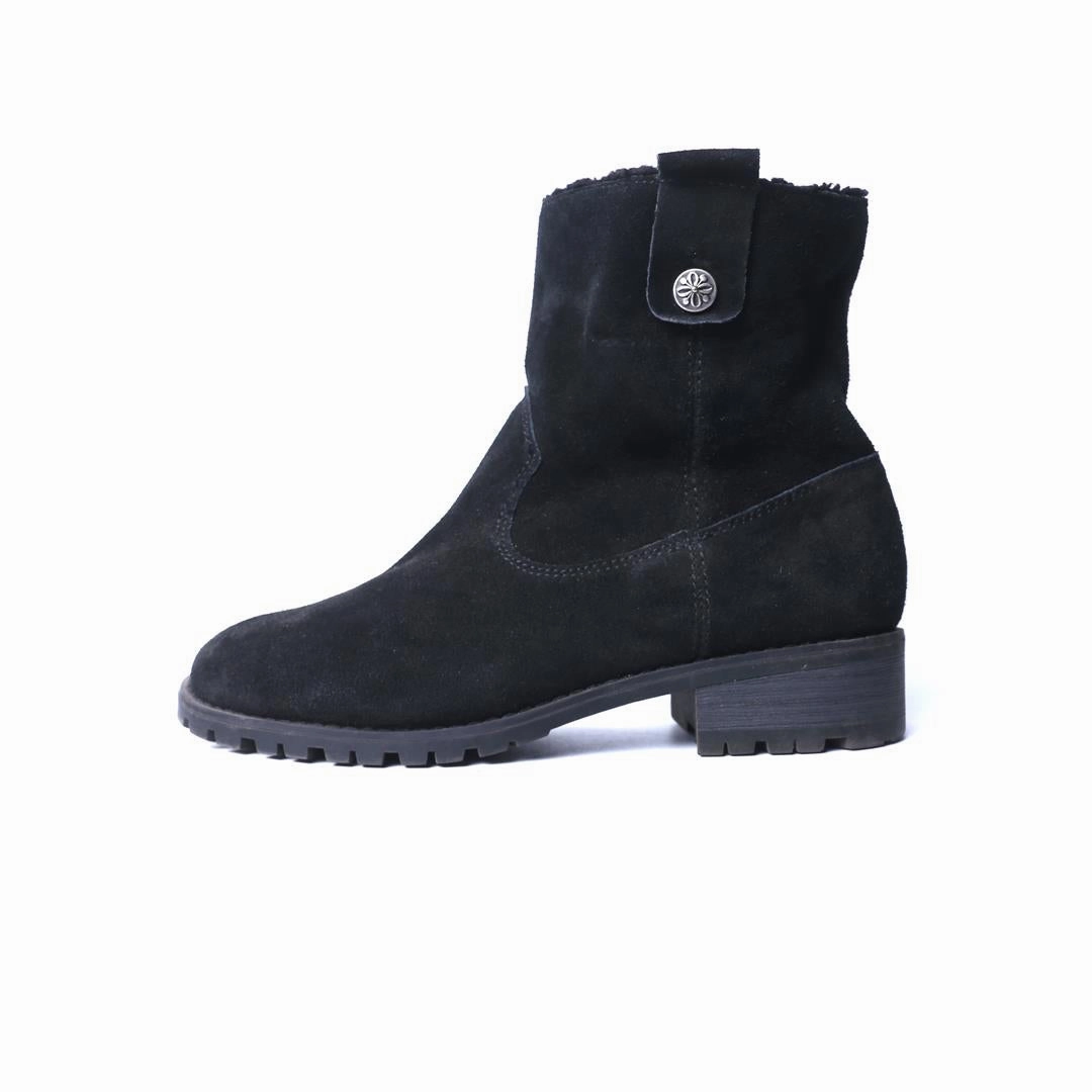 AMERICAN BRAND . simple casual shoe pictures