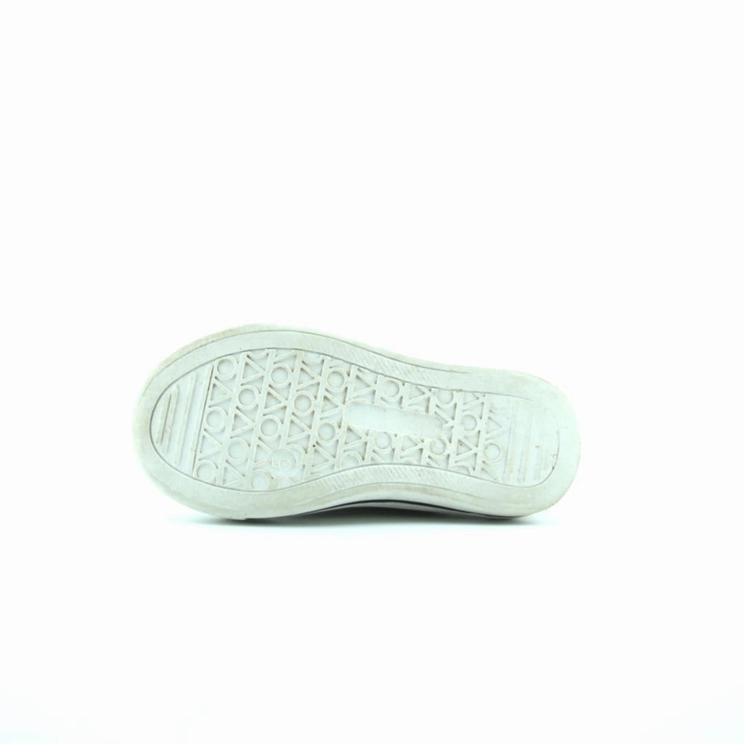 AMERICAN BRAND . simple casual shoe pictures