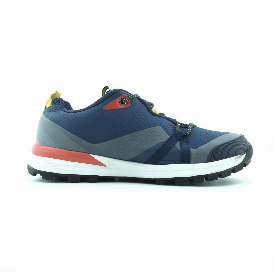 AMERICAN BRAND . simple casual shoe pictures