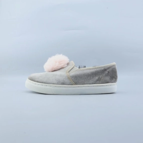 AMERICAN BRAND . American versatile shoes