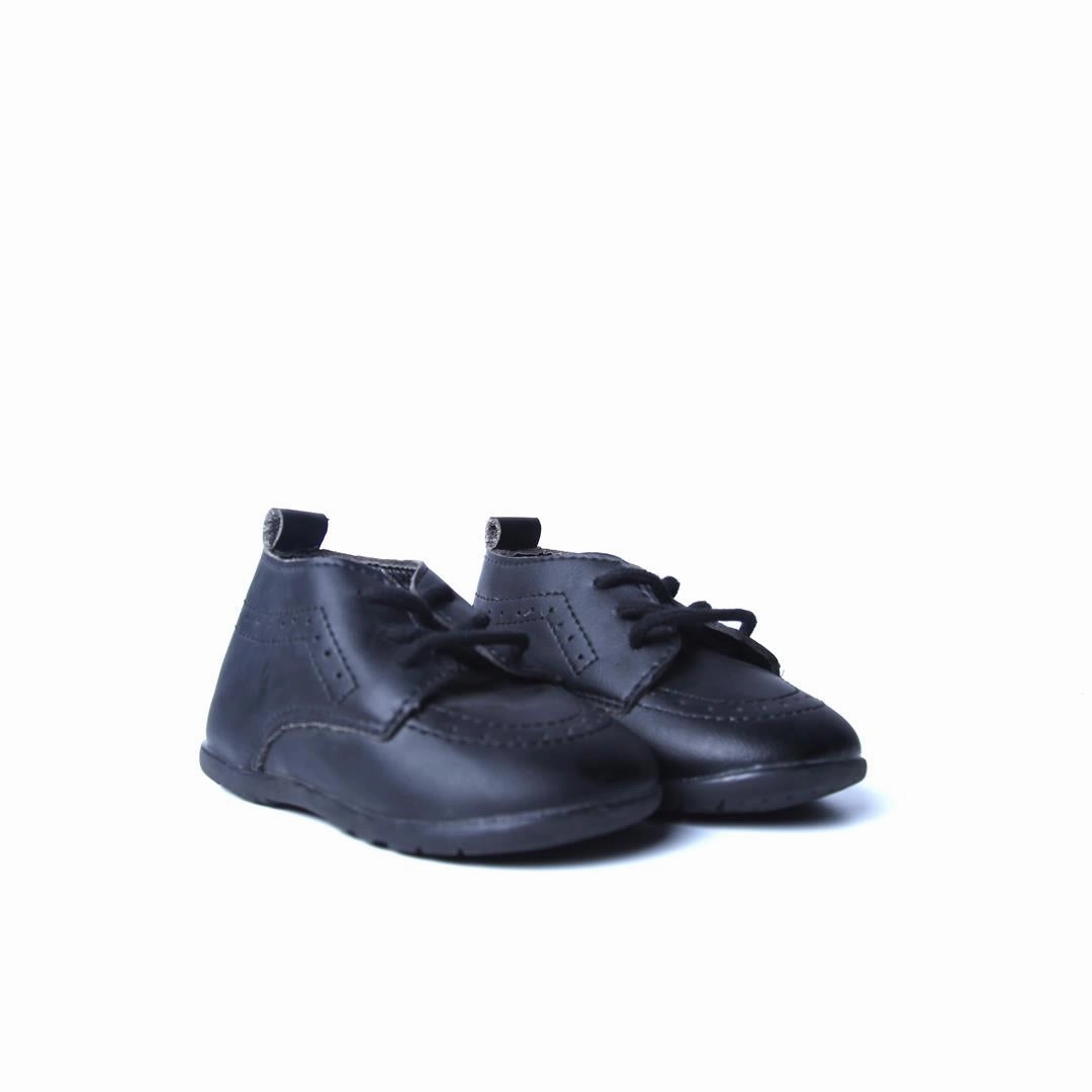 AMERICAN BRAND . simple casual shoe pictures