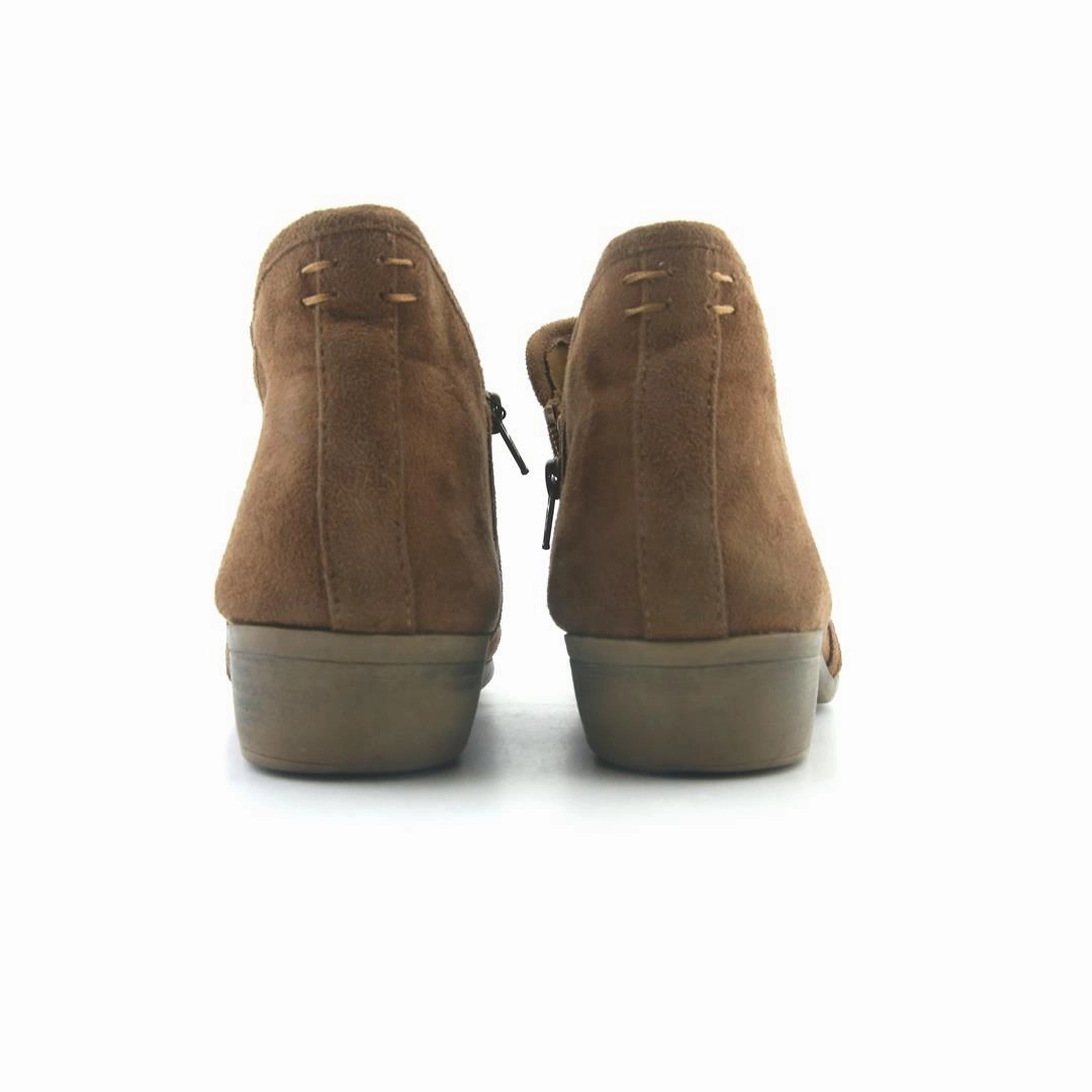 AMERICAN BRAND . simple casual shoe pictures