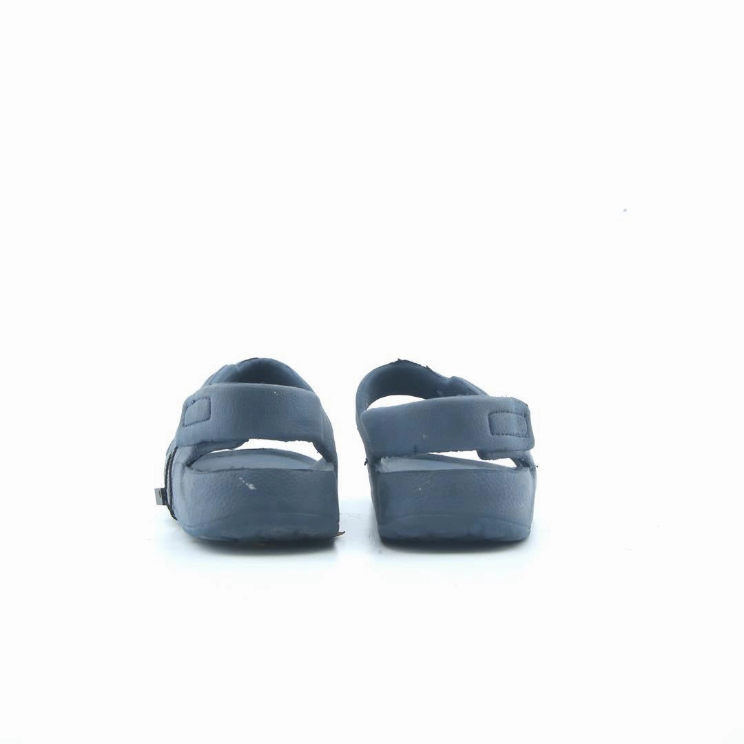 AMERICAN BRAND . simple casual shoe pictures