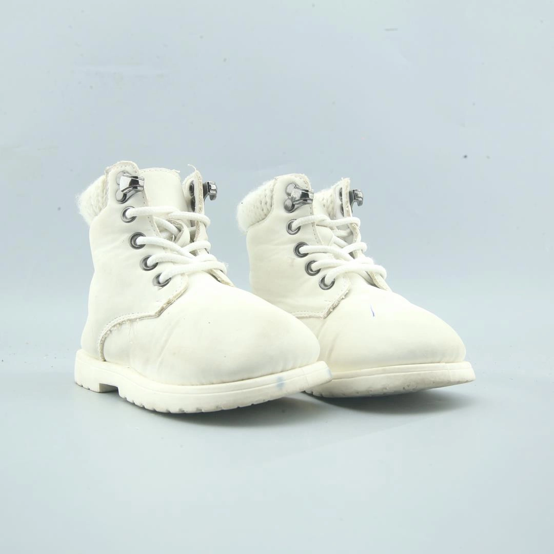 AMERICAN BRAND . simple casual shoe pictures