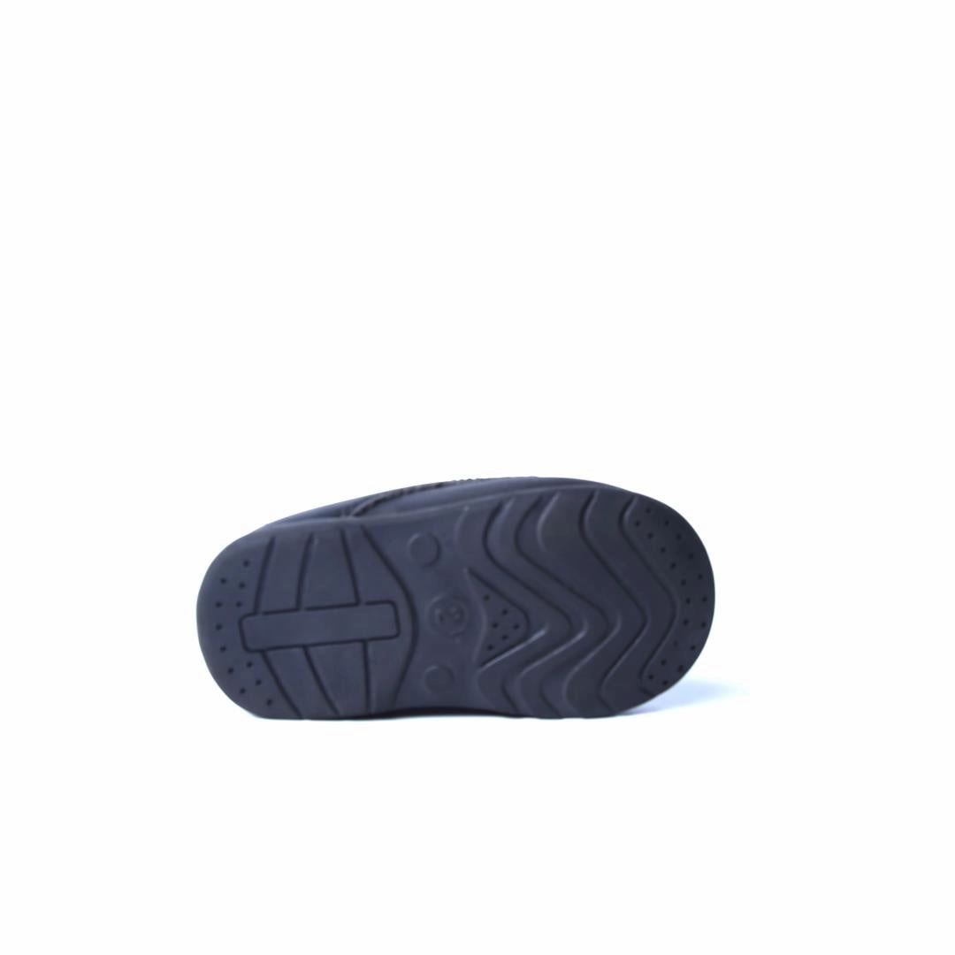 AMERICAN BRAND . simple casual shoe pictures