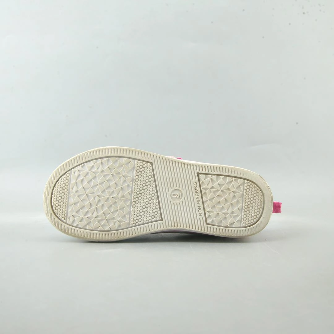 AMERICAN BRAND . simple casual shoe pictures