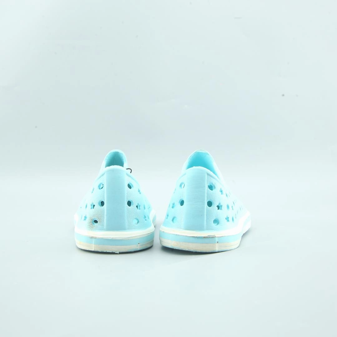 AMERICAN BRAND . simple casual shoe pictures