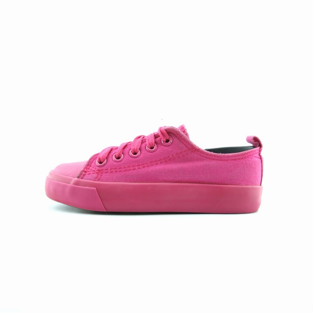 AMERICAN BRAND . American versatile shoes