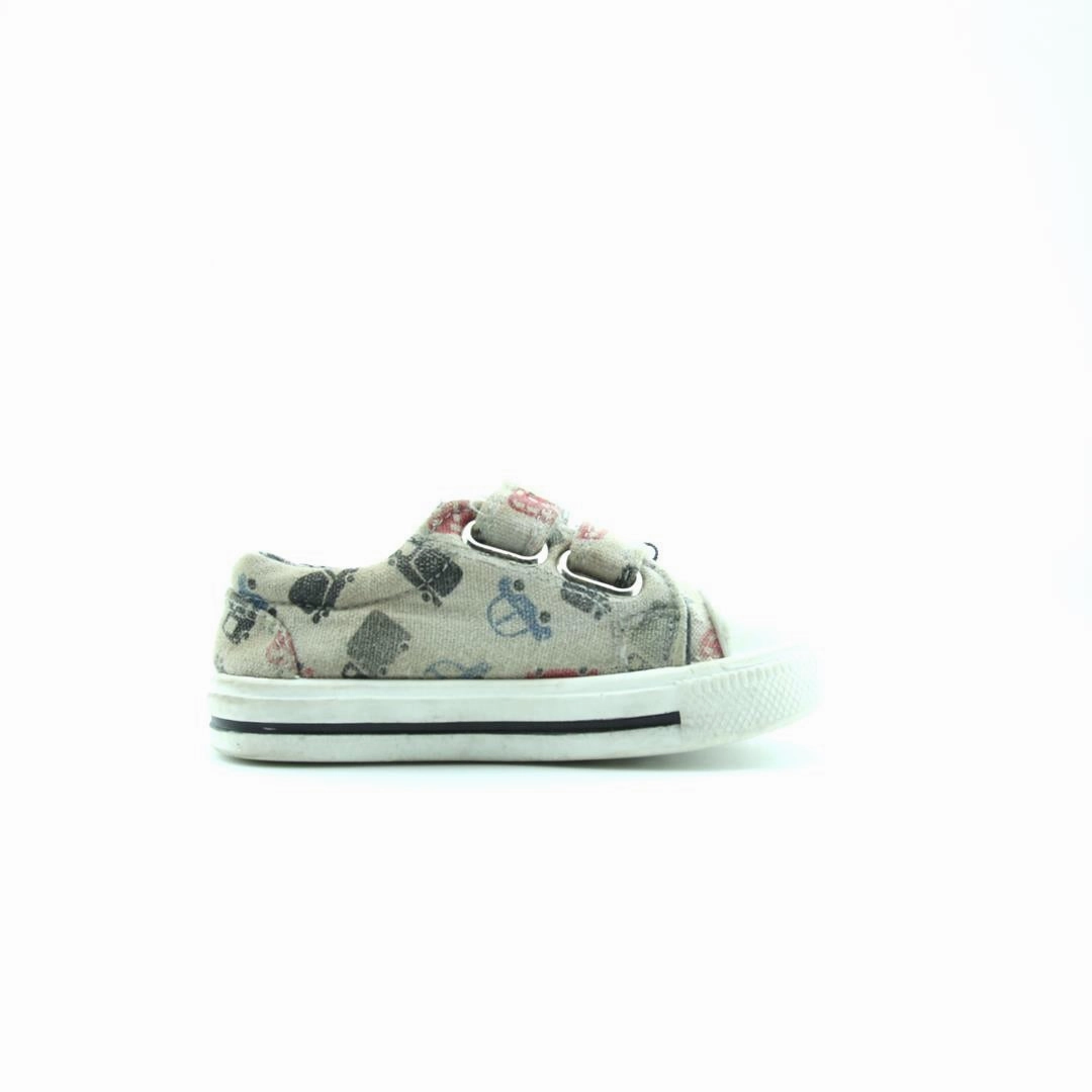 AMERICAN BRAND . simple casual shoe pictures