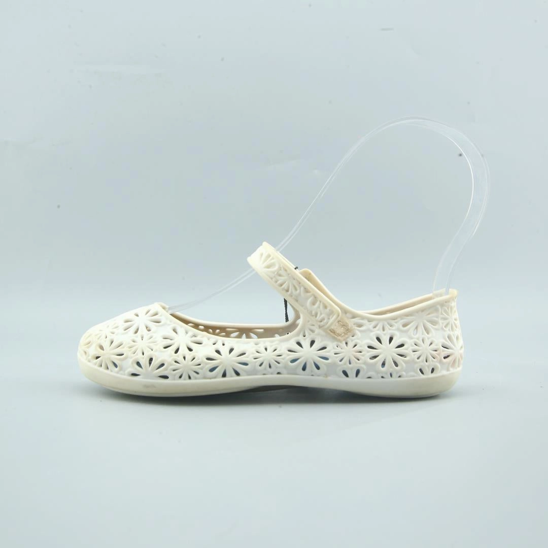 AMERICAN BRAND . simple casual shoe pictures