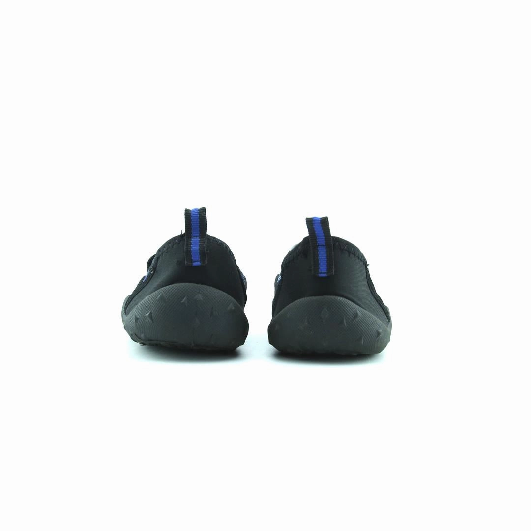 AMERICAN BRAND . simple casual shoe pictures