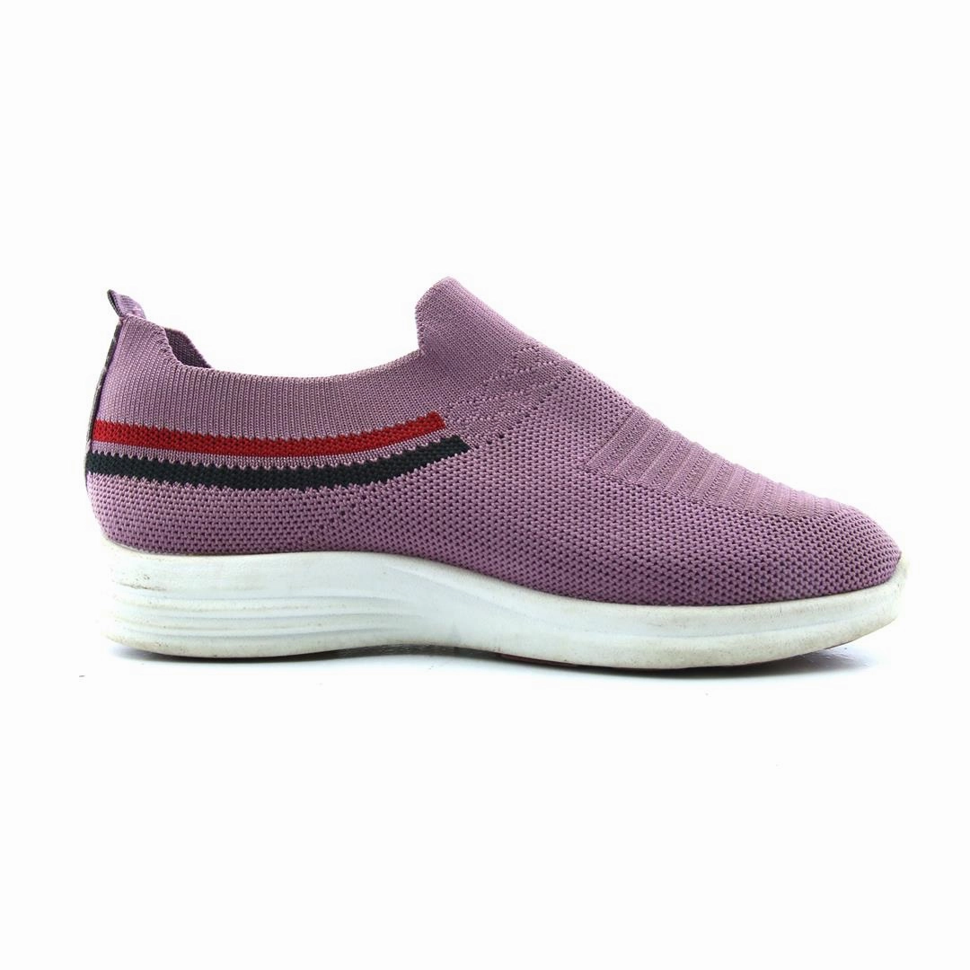 AMERICAN BRAND . simple casual shoe pictures