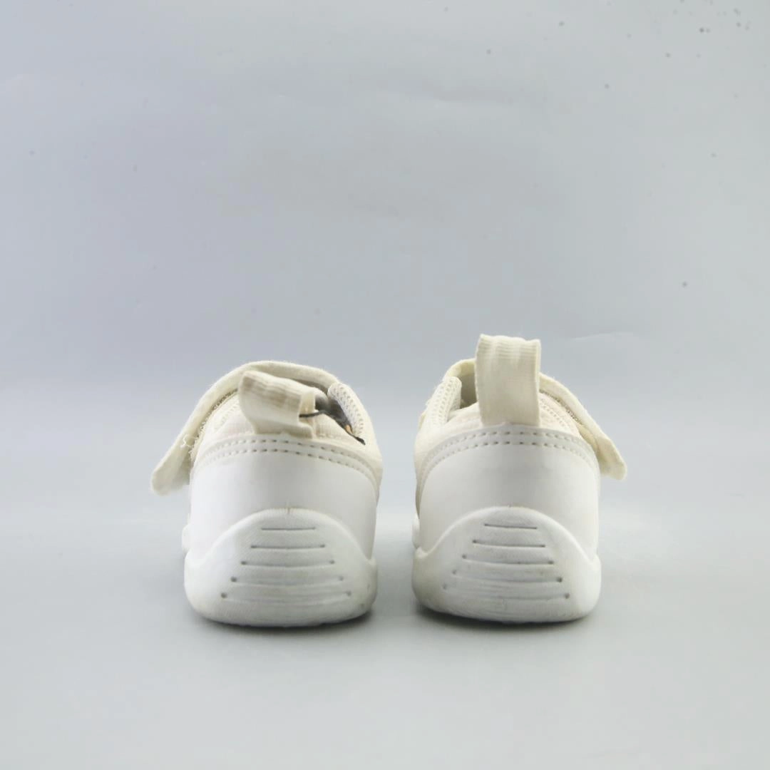 AMERICAN BRAND . simple casual shoe pictures