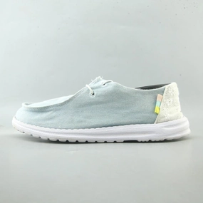 AMERICAN BRAND . American versatile shoes