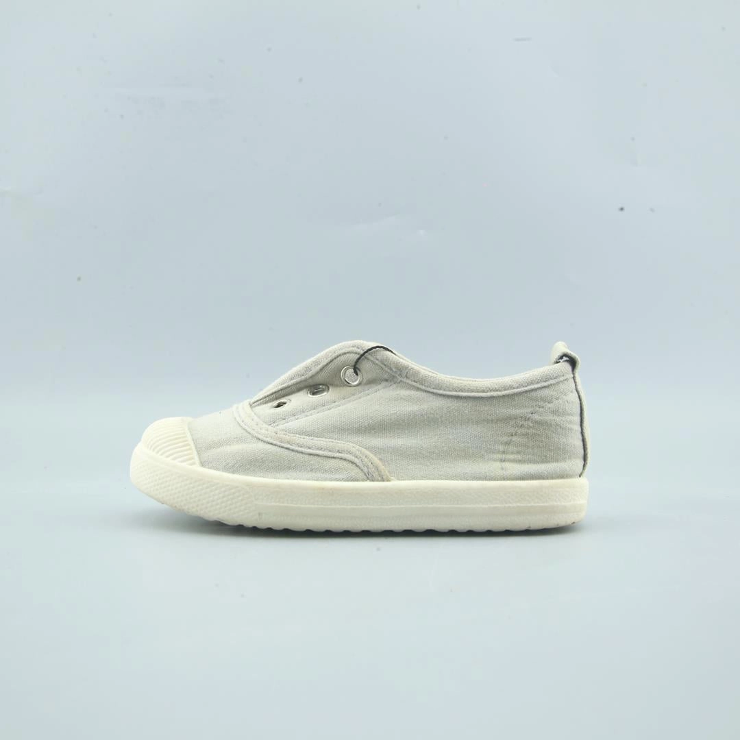 AMERICAN BRAND . American versatile shoes