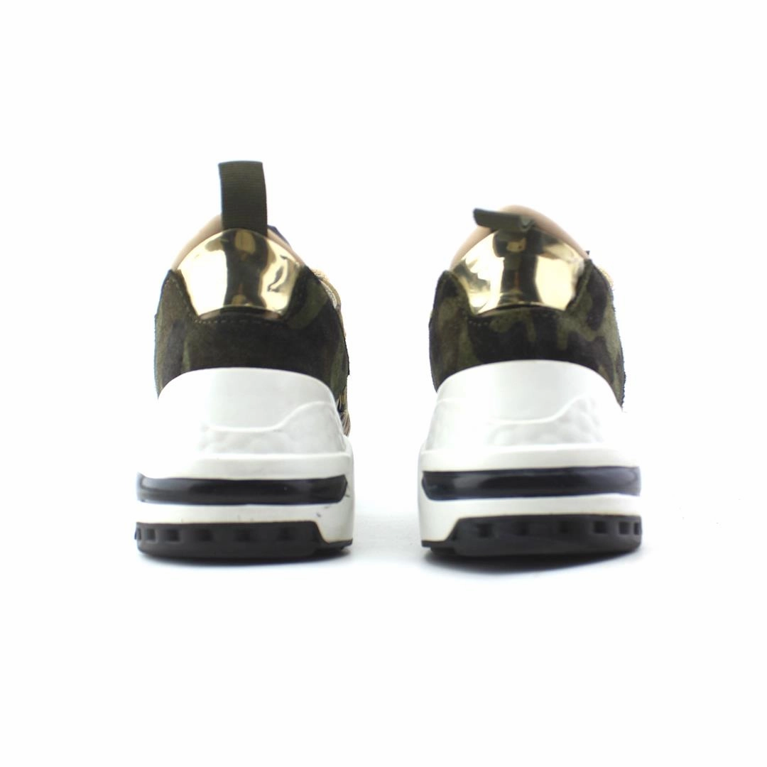 AMERICAN BRAND . simple casual shoe pictures