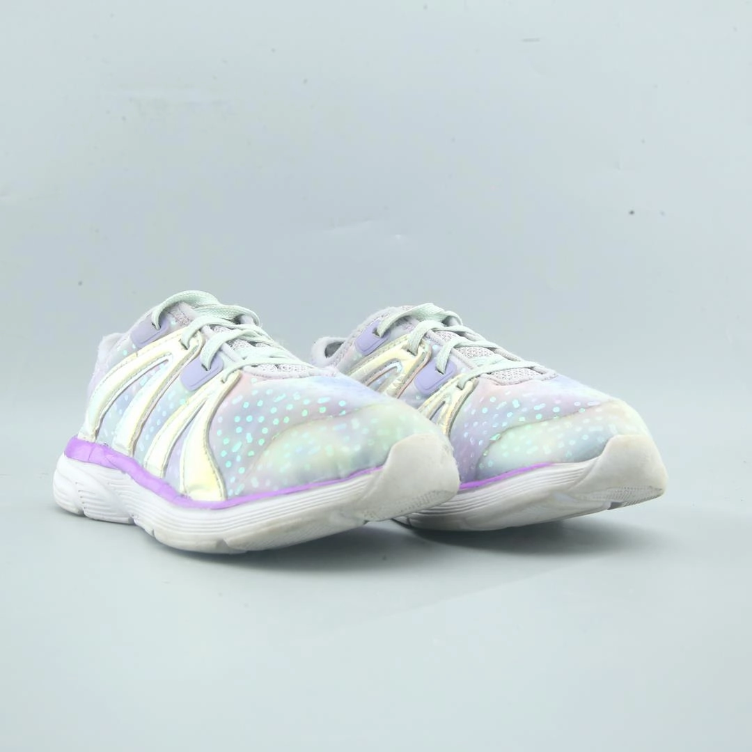 AMERICAN BRAND . simple casual shoe pictures