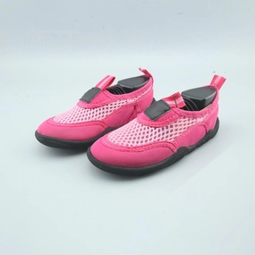 AMERICAN BRAND . American versatile shoes