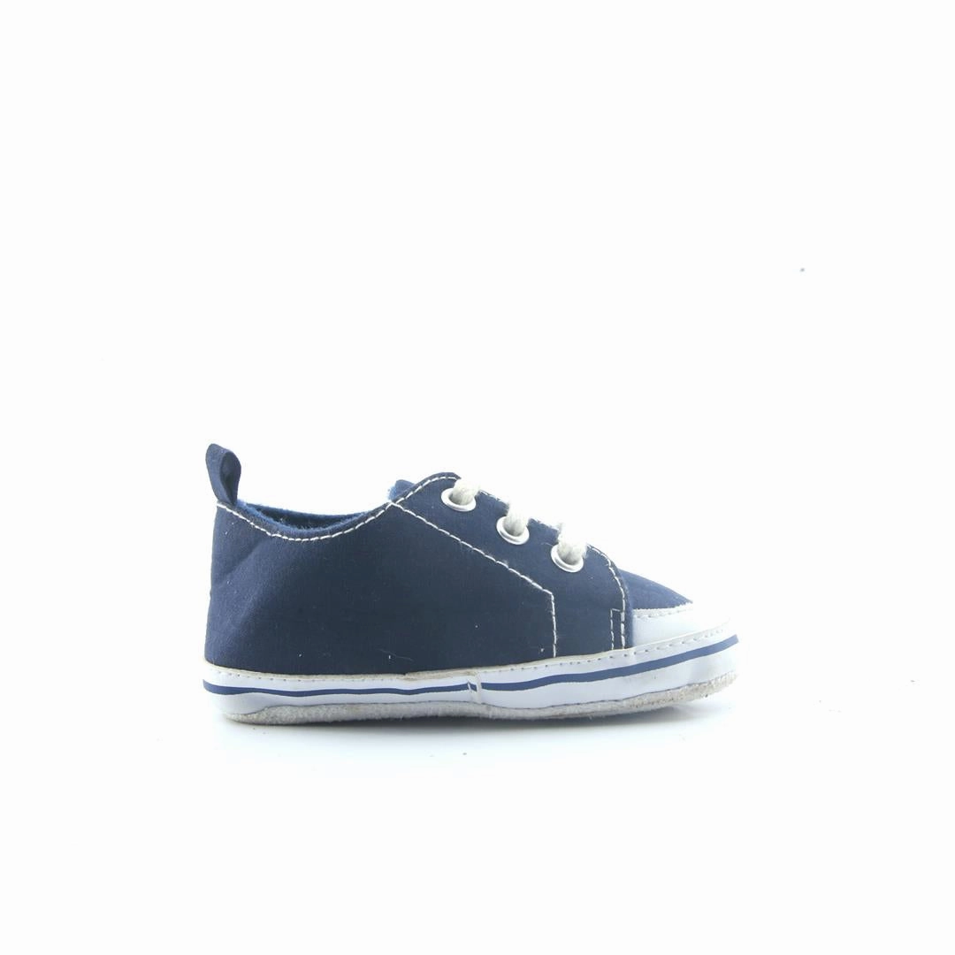 AMERICAN BRAND . simple casual shoe pictures