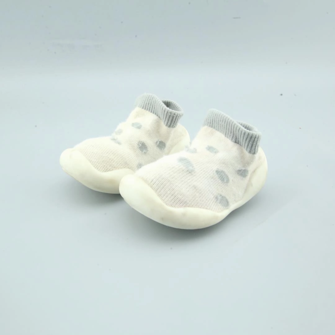 AMERICAN BRAND . American versatile shoes