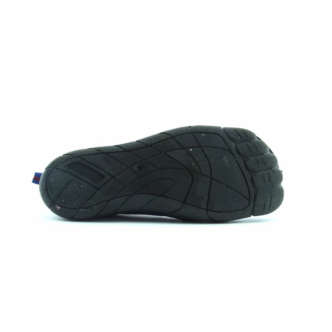 AMERICAN BRAND . simple casual shoe pictures