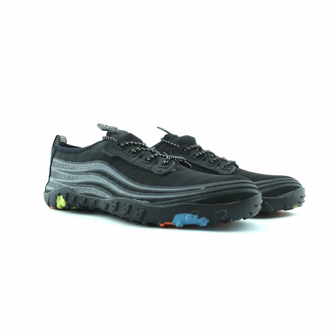 AMERICAN BRAND . simple casual shoe pictures