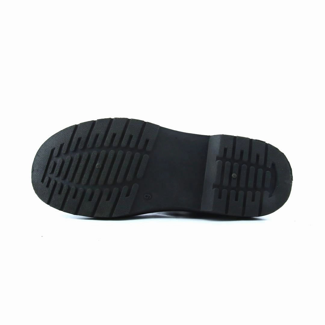 AMERICAN BRAND . simple casual shoe pictures