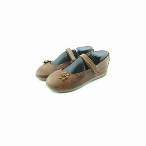 AMERICAN BRAND . American versatile shoes