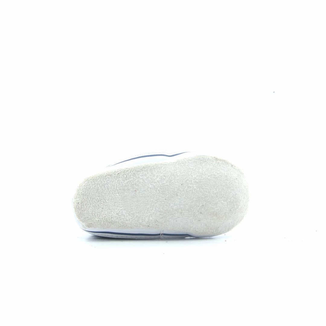 AMERICAN BRAND . simple casual shoe pictures