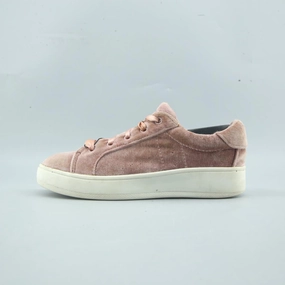 AMERICAN BRAND . American versatile shoes
