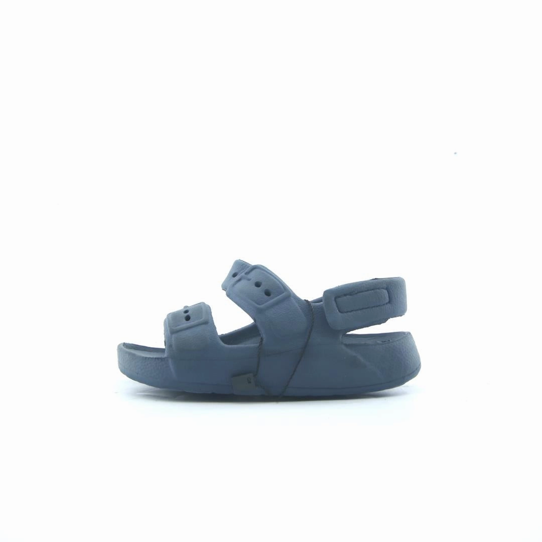 AMERICAN BRAND . simple casual shoe pictures