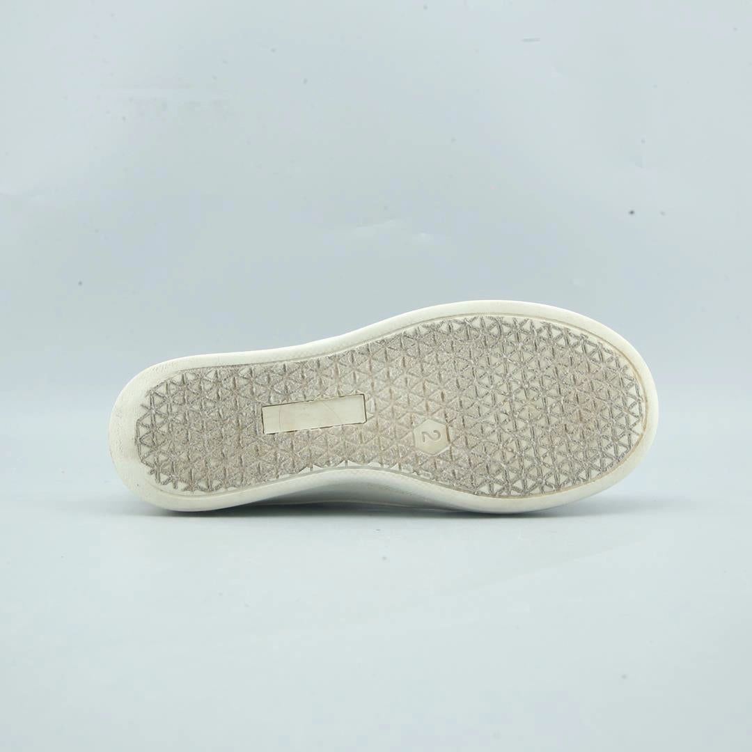 AMERICAN BRAND . simple casual shoe pictures