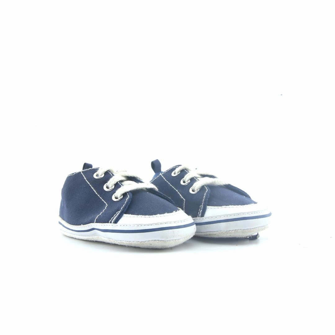 AMERICAN BRAND . simple casual shoe pictures