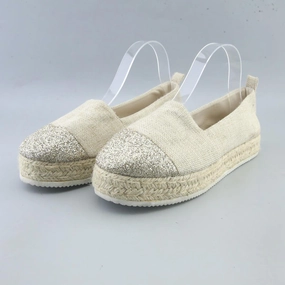 AMERICAN BRAND . American versatile shoes