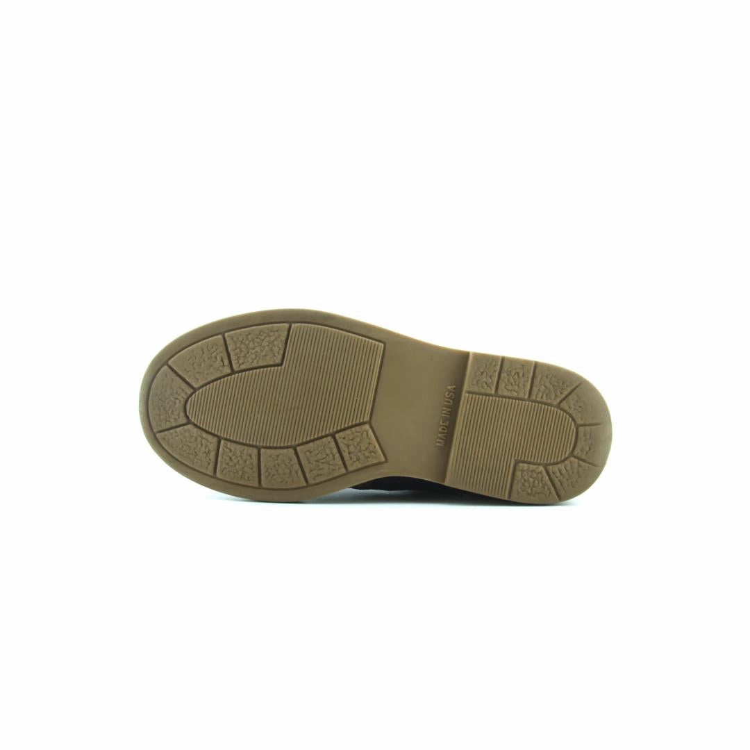 AMERICAN BRAND . simple casual shoe pictures