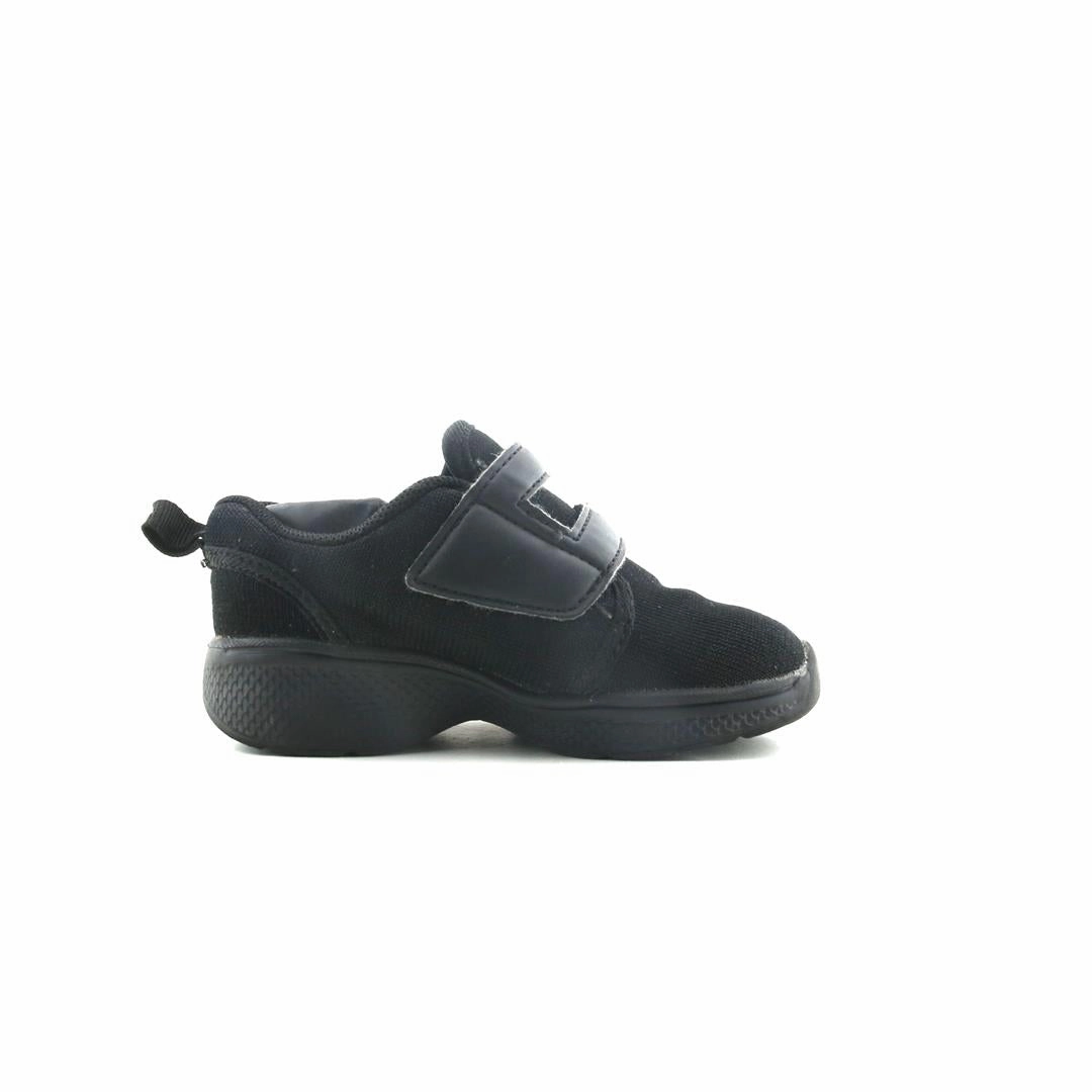 AMERICAN BRAND . simple casual shoe pictures