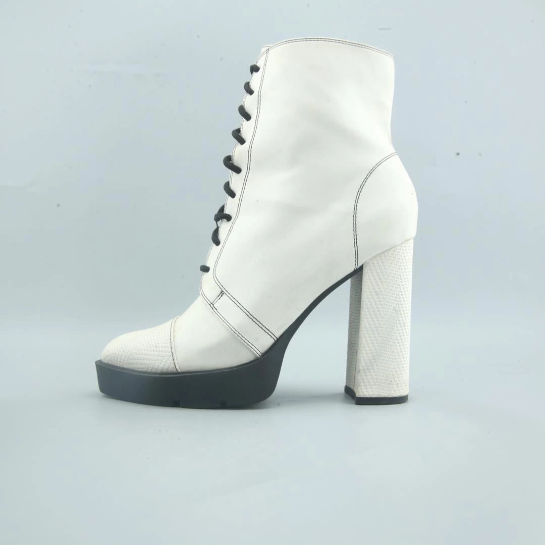 AMERICAN BRAND . simple casual shoe pictures