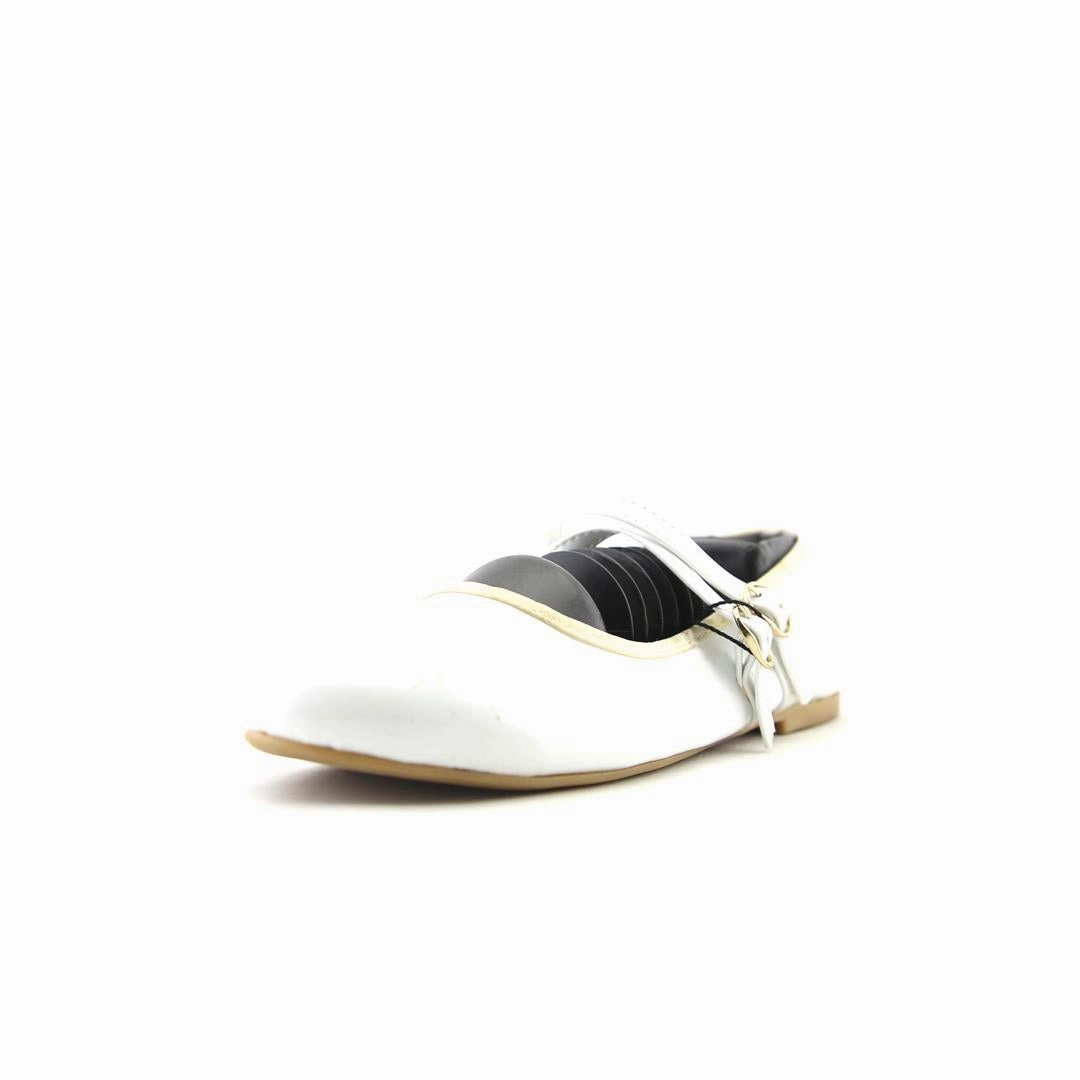 AMERICAN BRAND . simple casual shoe pictures