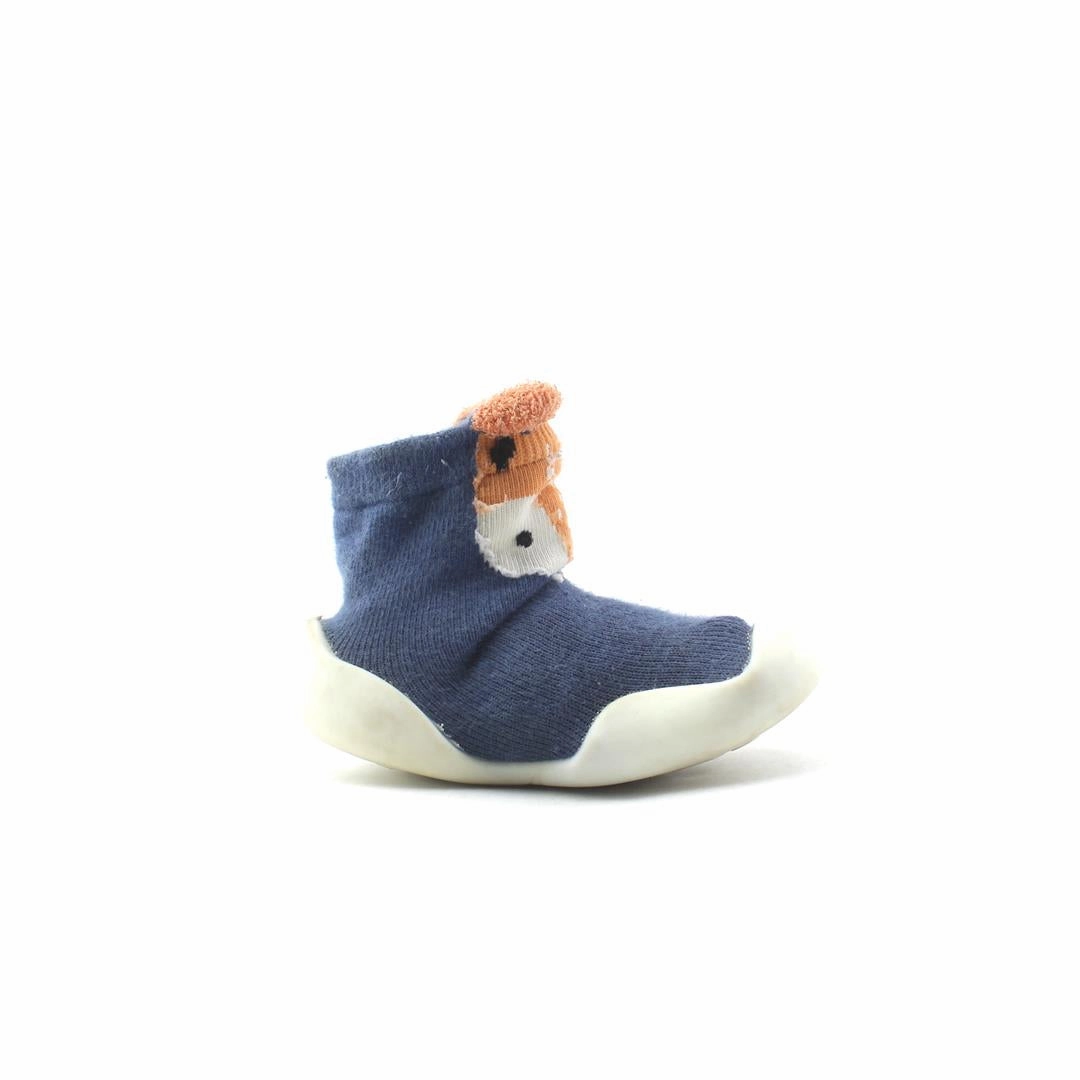 AMERICAN BRAND . simple casual shoe pictures