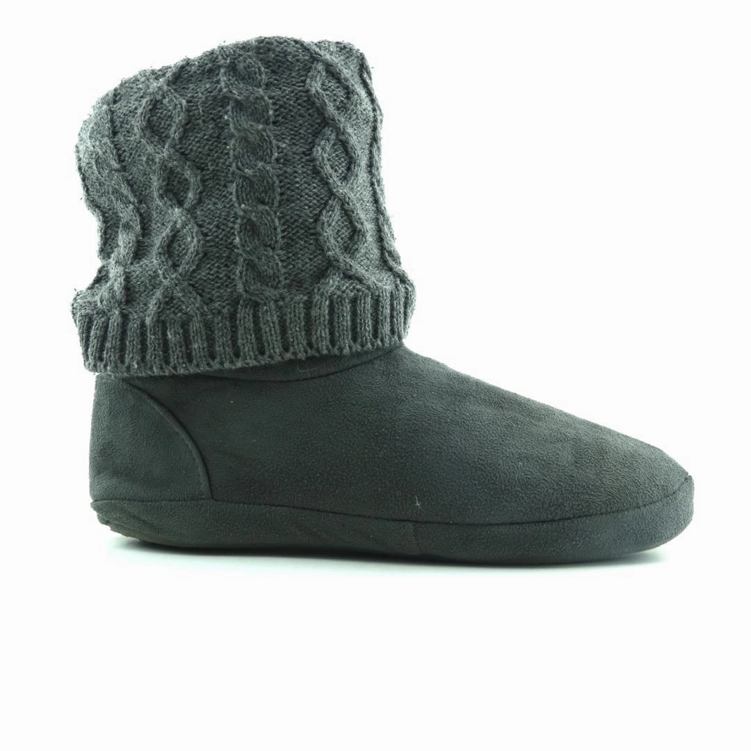 AMERICAN BRAND . simple casual shoe pictures