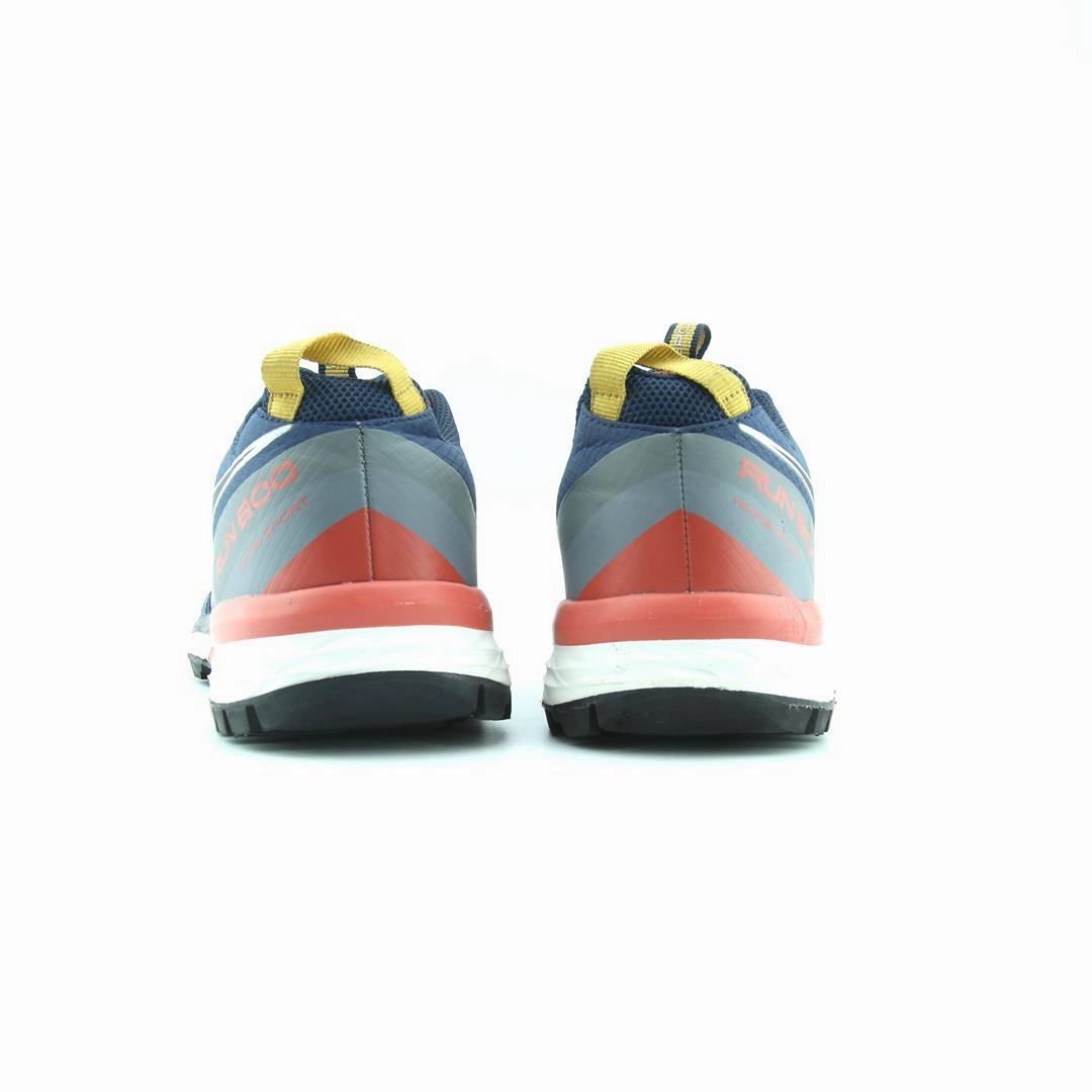 AMERICAN BRAND . simple casual shoe pictures