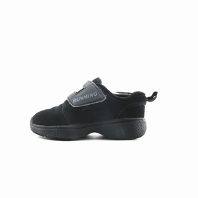 AMERICAN BRAND . American versatile shoes