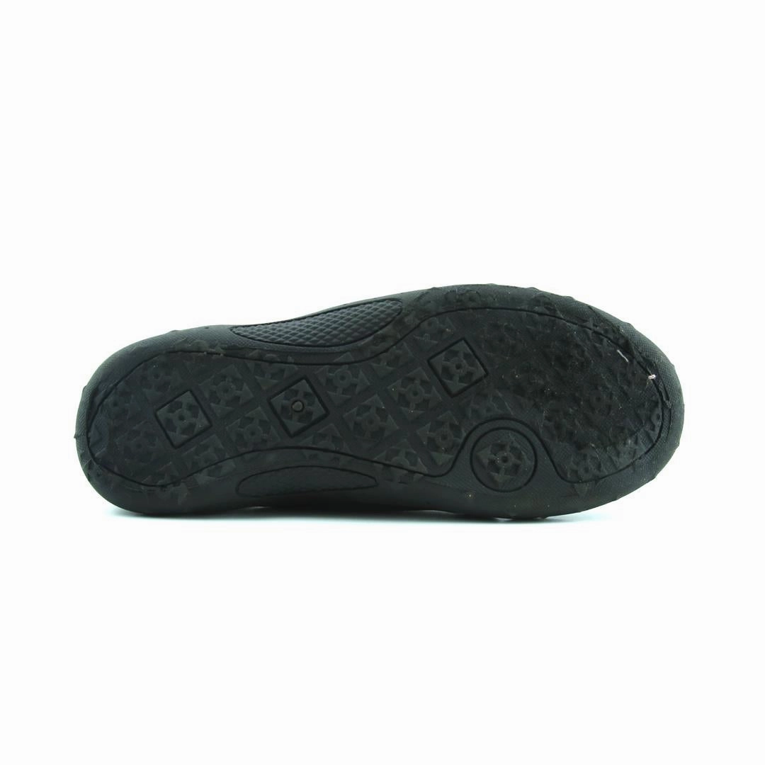 AMERICAN BRAND . simple casual shoe pictures